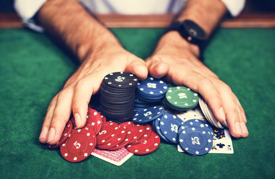 Chiến thuật Poker đơn giản