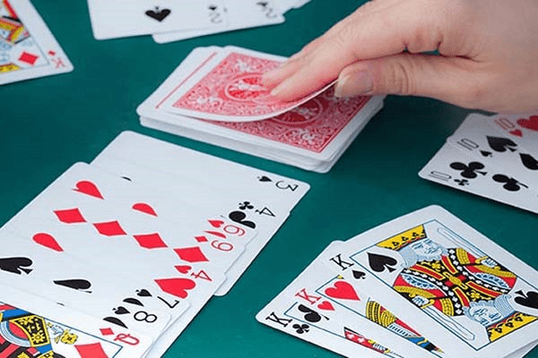 3 cách đánh phỏm siêu hạng từ cao thủ đam mê đánh bài
