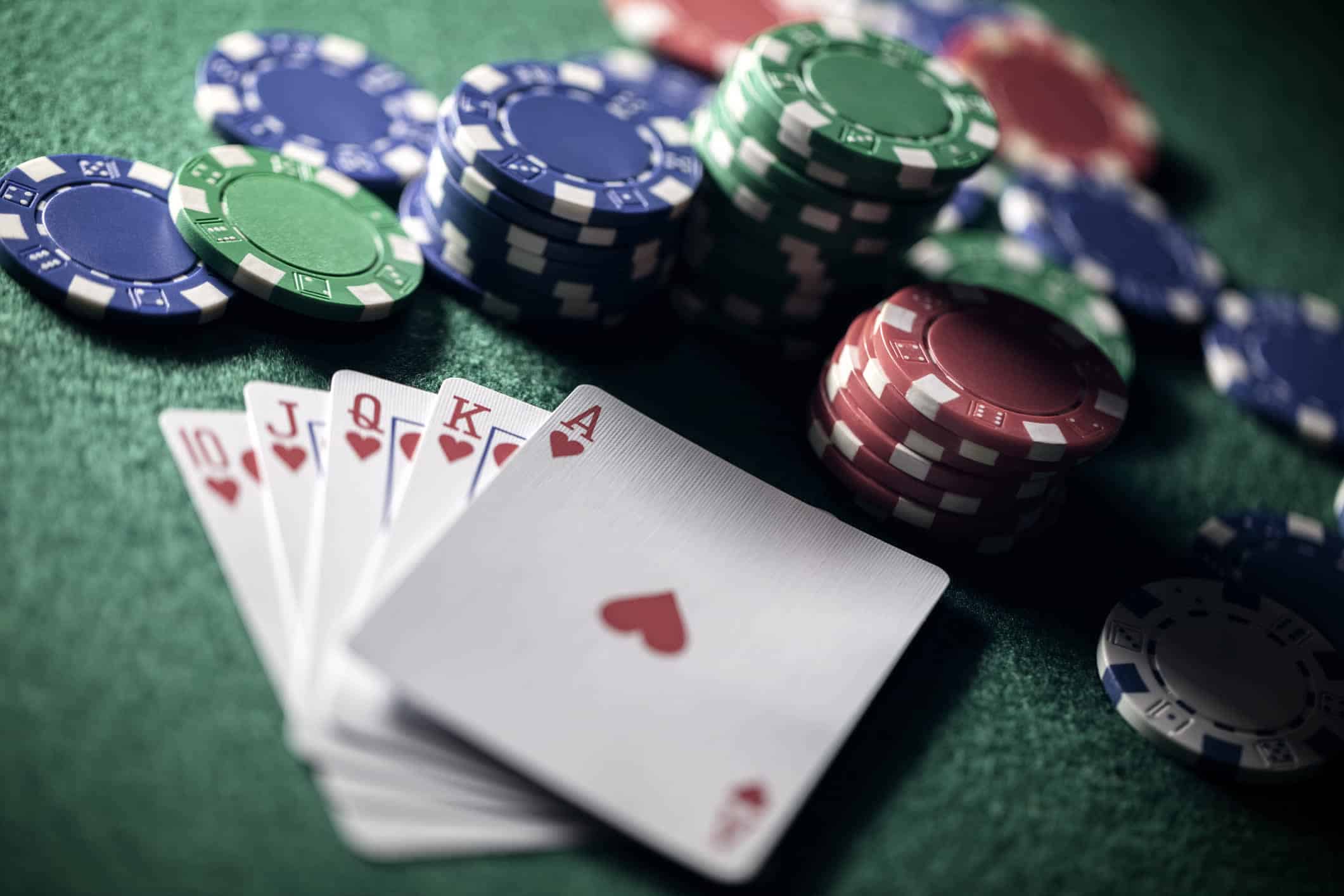 Trò chơi Poker hay và hấp nhất mà các bạn nên thử