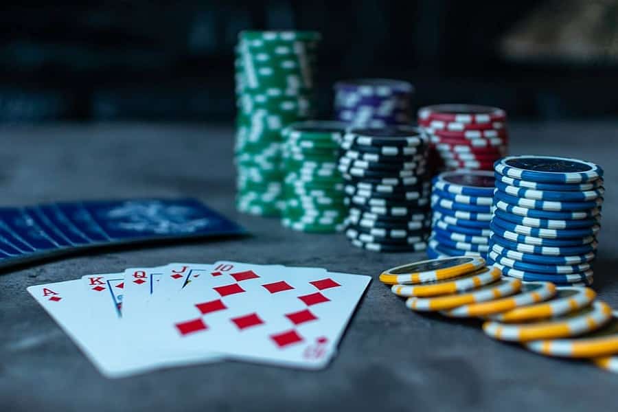 Đâu là những thuật ngữ người chơi thường dùng khi chơi Poker?